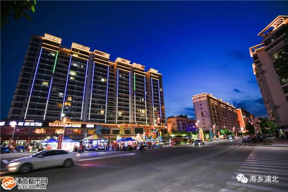 地处新老城区交汇点的浦北商业街,交通便利,东连民兴路,西接越秀大道