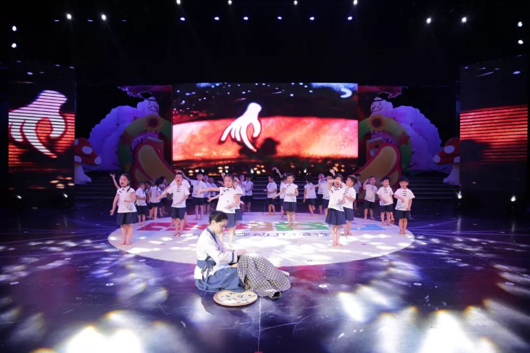 花开中国天门市育才幼儿园庆六一文艺活动精彩上演