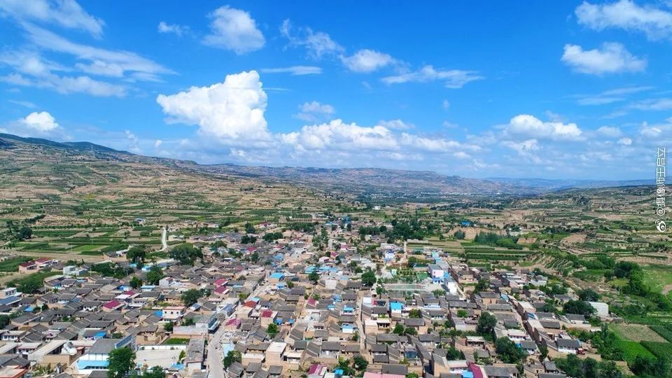 关注坐稳了甘谷小伙带你飞阅大石镇