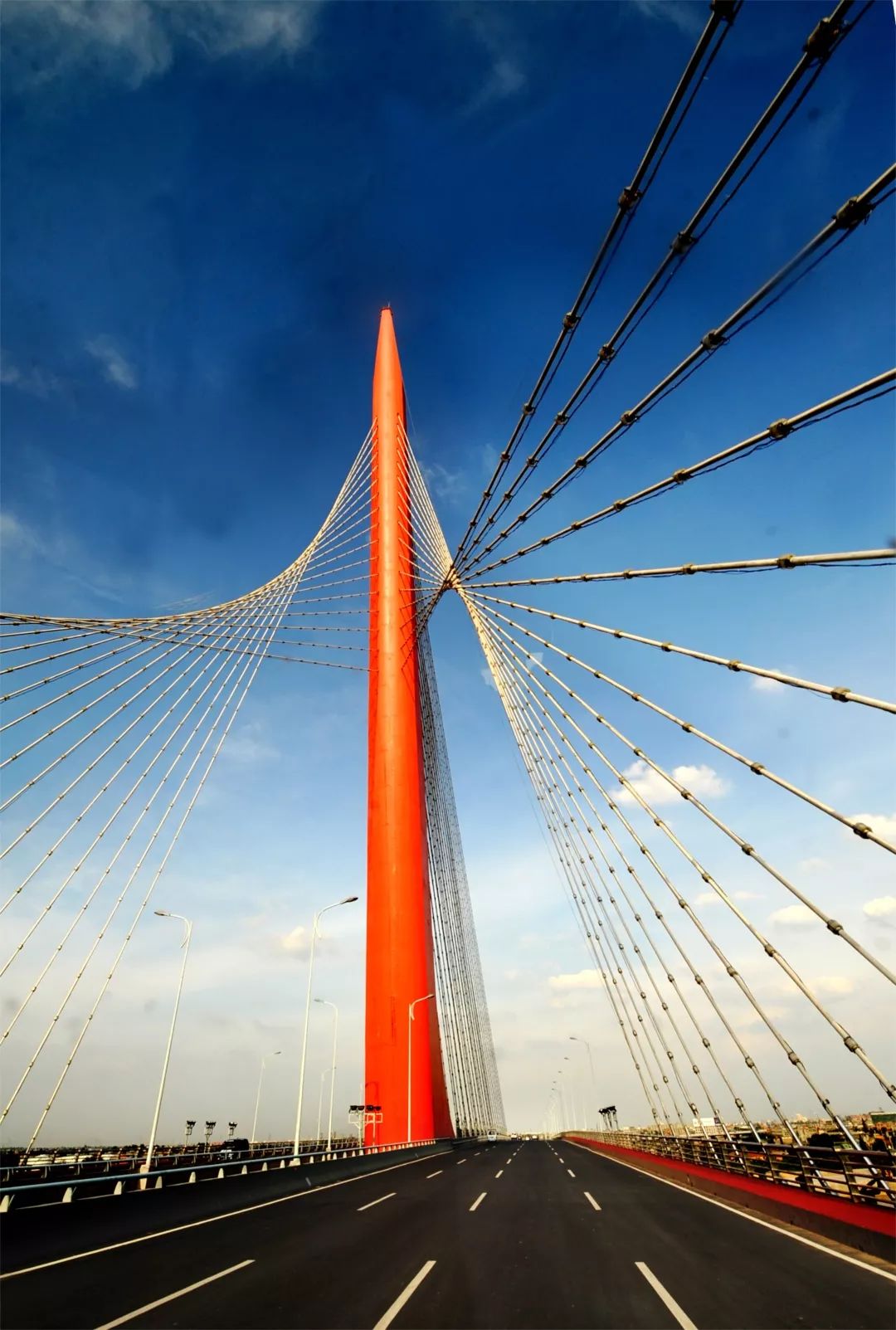 8月1日 | 全世界聚焦南昌,看我大美英雄城_火炬