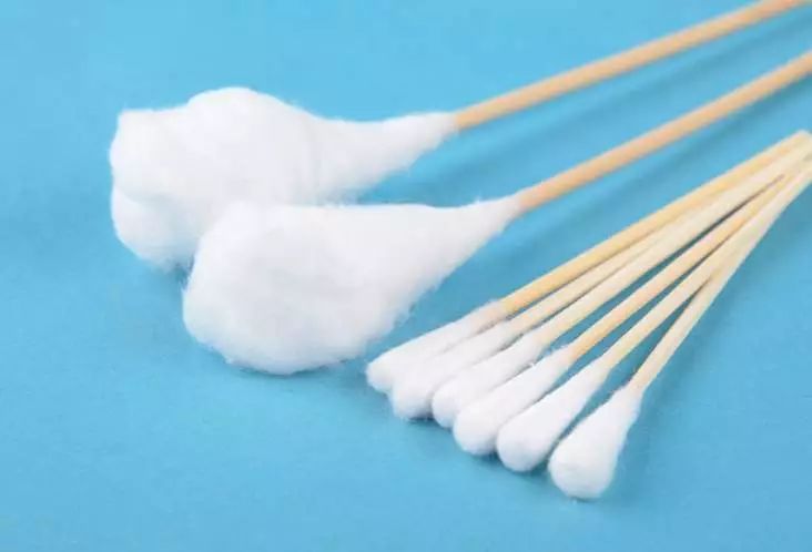 看看一根棉签居然能检验出护士的情商