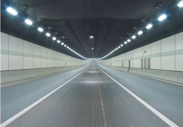 LED隧道照明的技术挑战_搜狐汽车_搜狐网