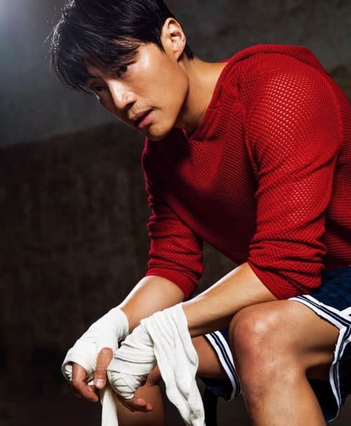 三个月减重42斤南韩艺人李熙俊晒肌肉形象大变样