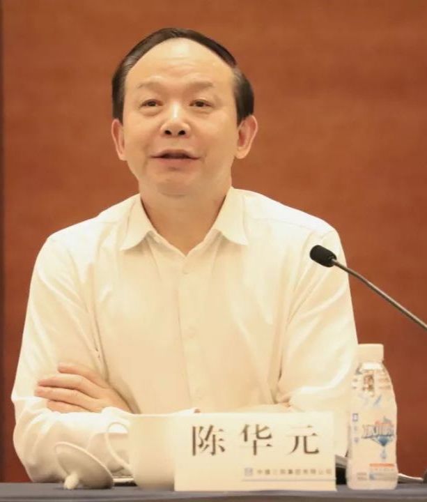 罗宏,魏德胜以及局总部各相关部门负责人,就企业如何在成渝地区实现高
