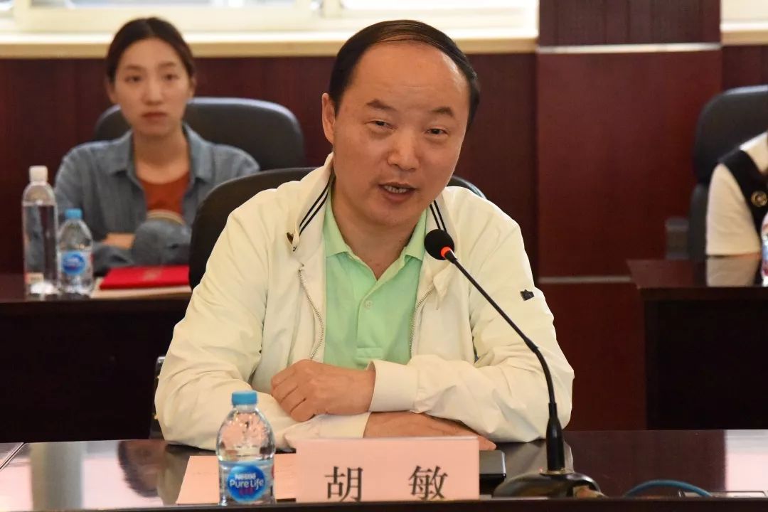 饮水思源感恩母校上海师范大学第九届胡敏英语励志奖学金颁奖典礼顺利