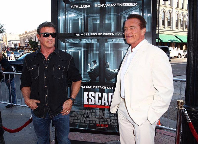 比成龙"更能坚持"的动作明星,30岁开始演动作片,73岁还在拼命_史泰龙