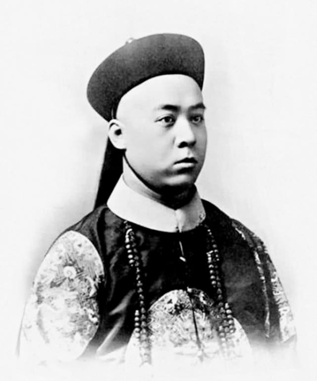 爱新觉罗·溥伟,清末宗室,道光帝的曾孙,历任官房大臣,正红旗满洲都统