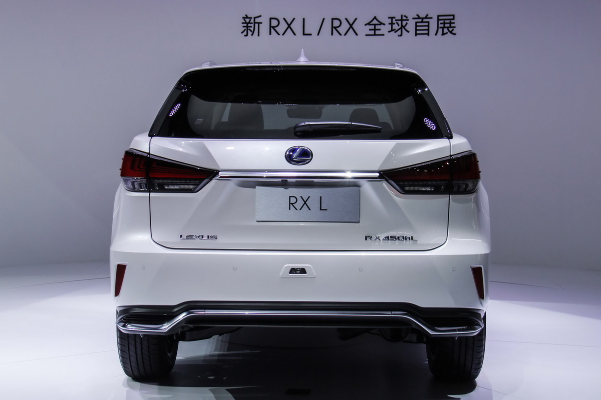 2019深港澳车展新款雷克萨斯rx亮相