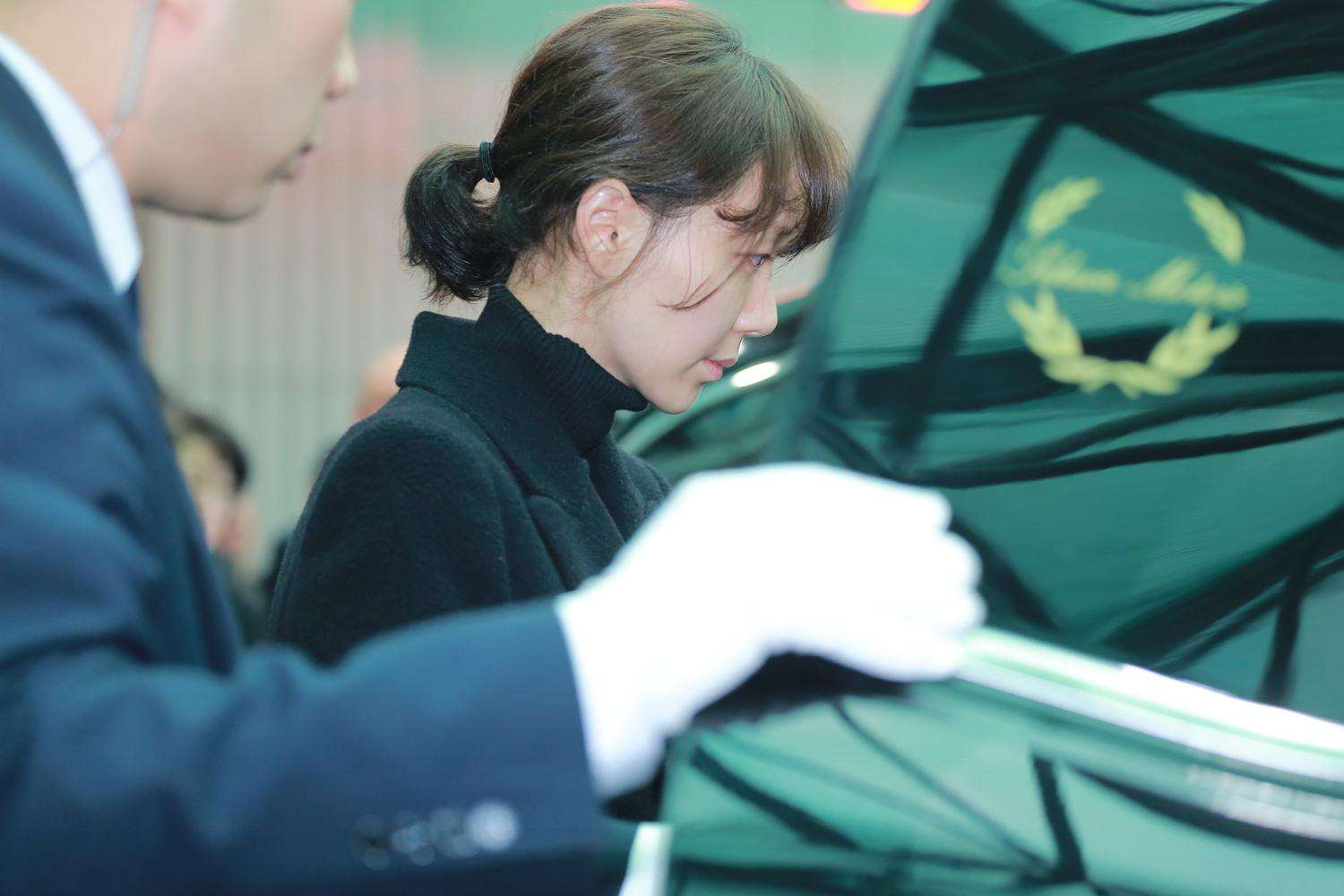 金柱赫女友李宥英在ins爆负面情绪好想死每天都是地狱