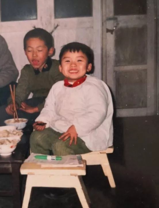 回忆童年味 这些童年回忆总有一样戳中你_小时候