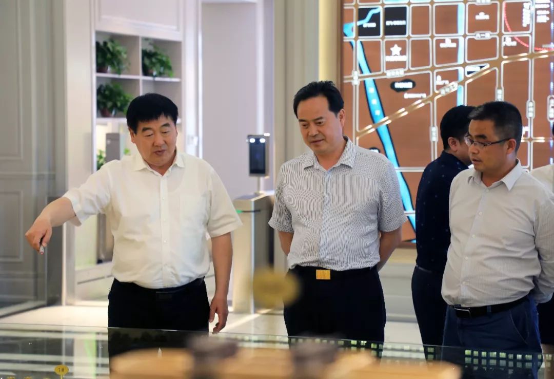 洛阳市交通运输局局长彭仁来洛阳市公路管理局局长王明高一行莅临腾飞