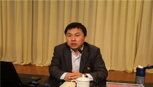 为了把红色故事讲得更传神这场比赛请来了三位文化大咖