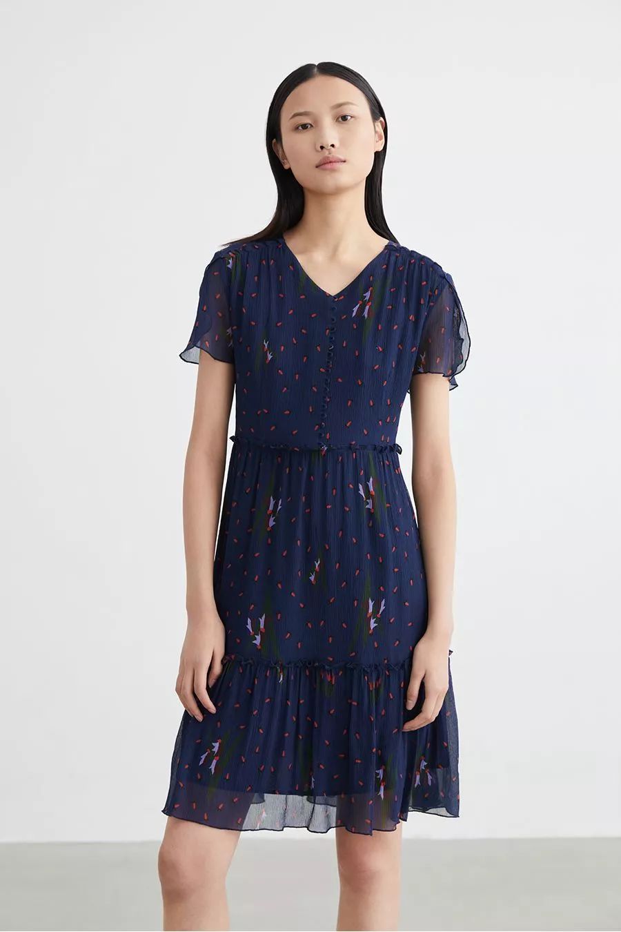 红人服饰祝你开心的像个孩子