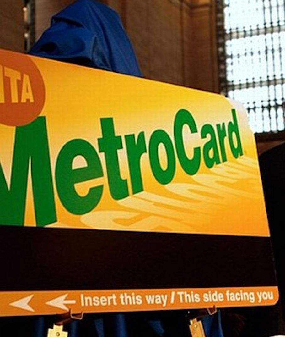 年纪念卡为了庆祝各种盛大赛事在纽约举办,mta也推出了特别版的地铁卡