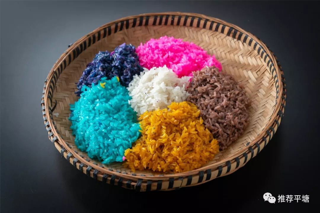 来贵州想尝尝特色的五色糯米饭来清怡山庄就对啦!