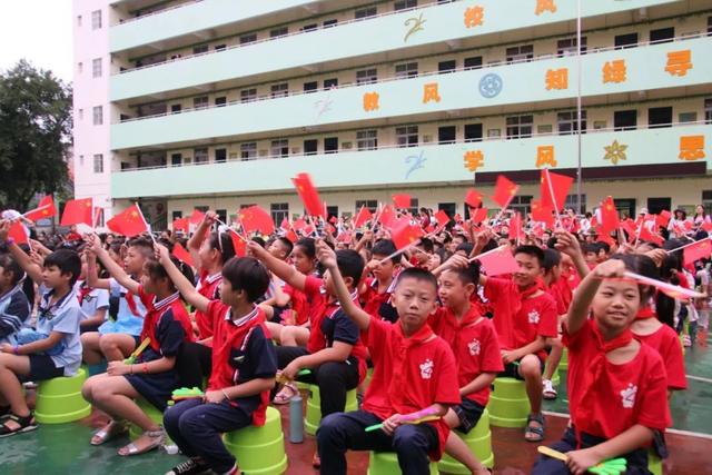 南宁尚贤湾小学简介图片