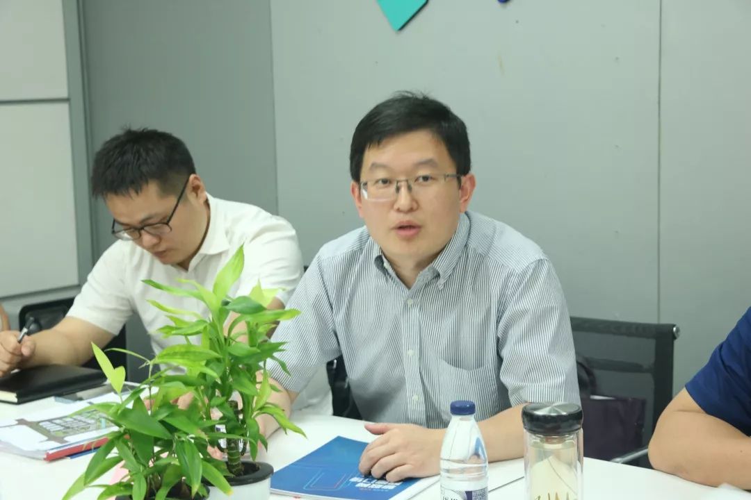 沧州高新区管委会主任张前锋一行到访清华科技园,对接企业资源