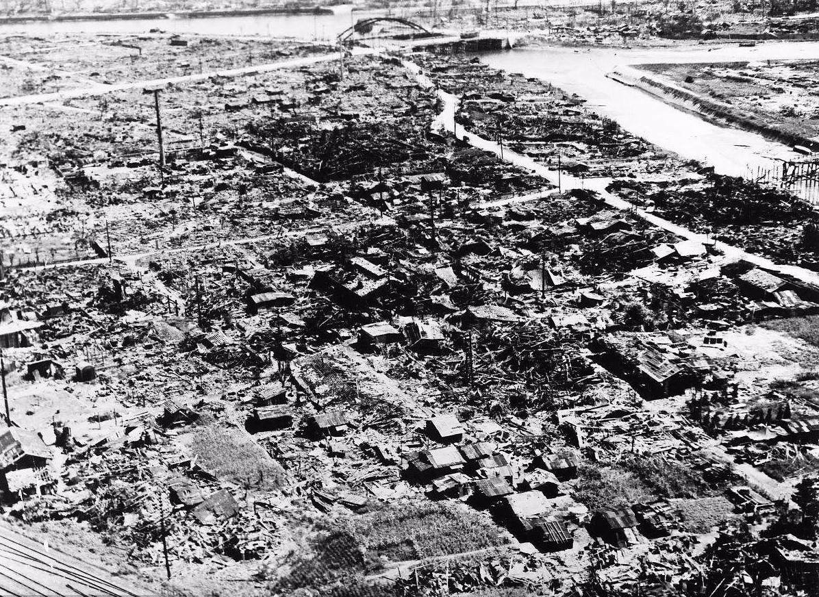 日本战败后一片废墟,究竟靠什么快速崛起?