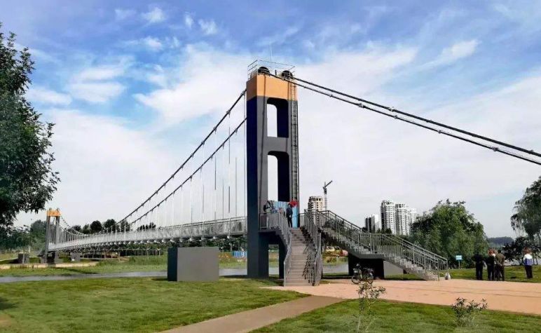 禹城网红悬索桥开放迎客啦