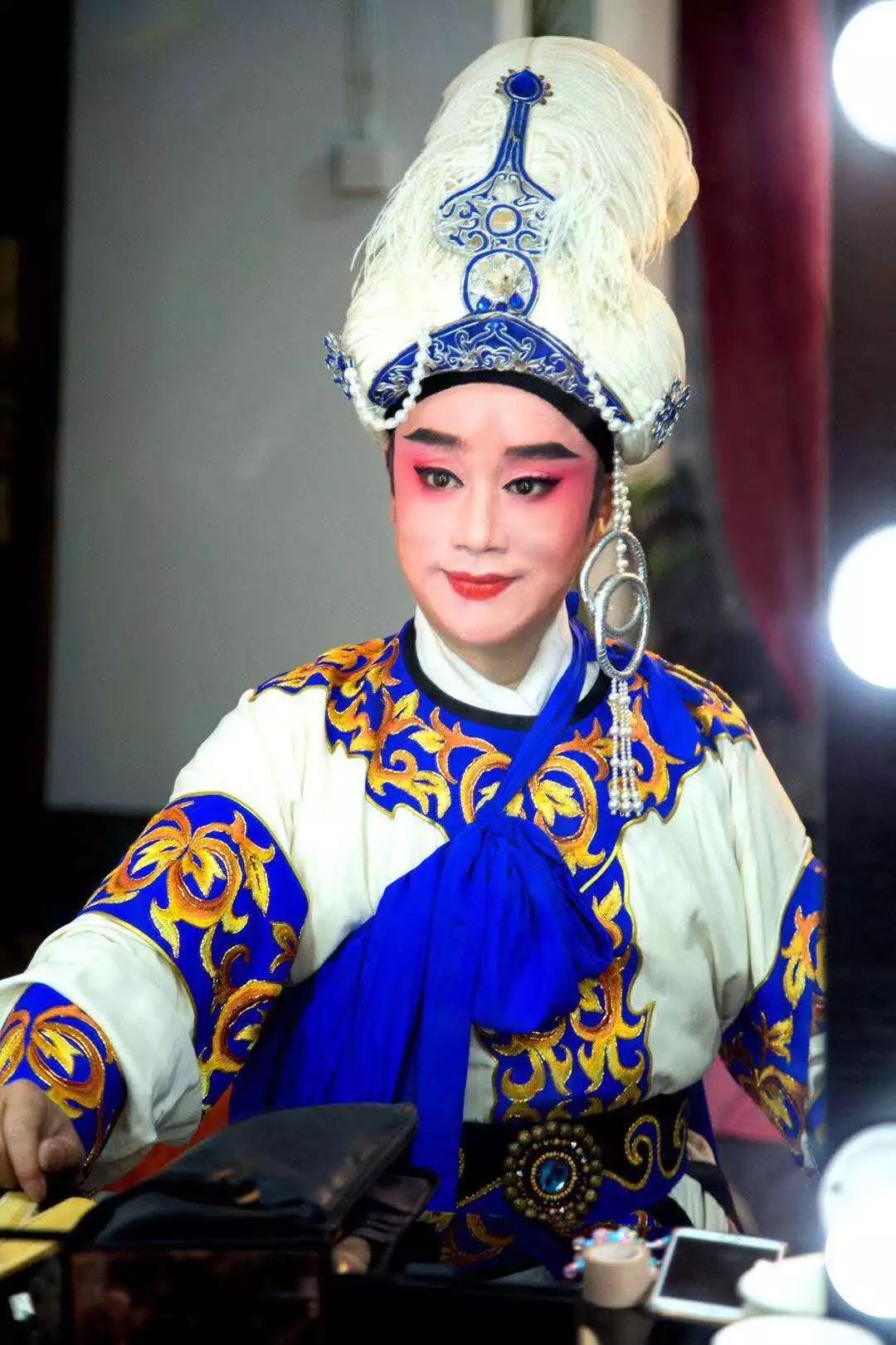 名家压台演出……表演者:王育红(国家一级演员)余姚姚剧保护传承中哪