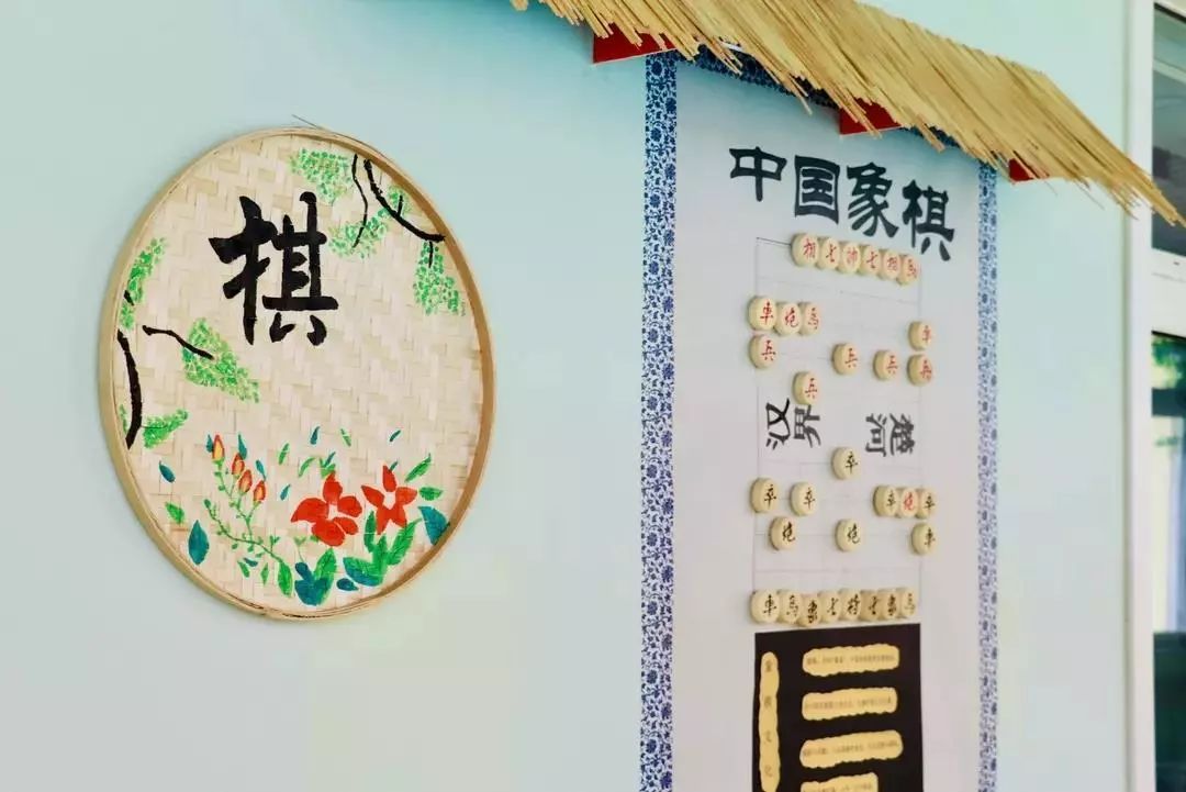 "琴棋书画"四艺全部完美呈现橡皮泥,踢毽子,竹蜻蜓,跳皮筋……一下子