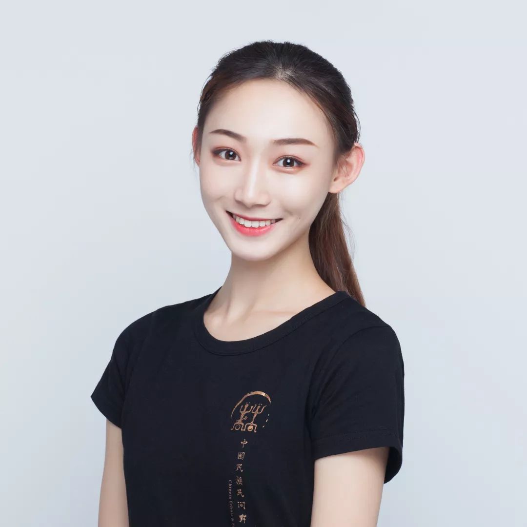 房鑫中国民族民间舞系2018级魏子恒中国民族民间舞系2018级「主创名单