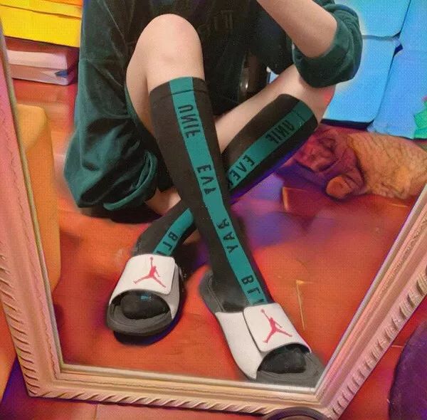 各自需求选择咯~好啦,希望这个夏天大家穿上篮球装,都能美成赤木晴子