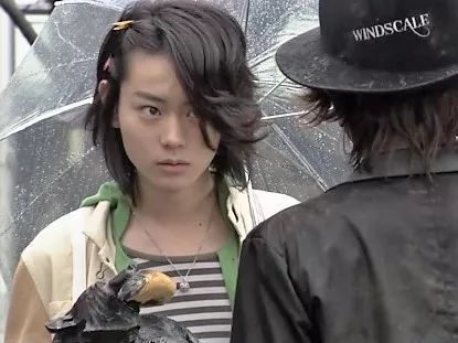 在最初的参演的《假面骑士w》中,菅田将晖饰演天才菲利普.