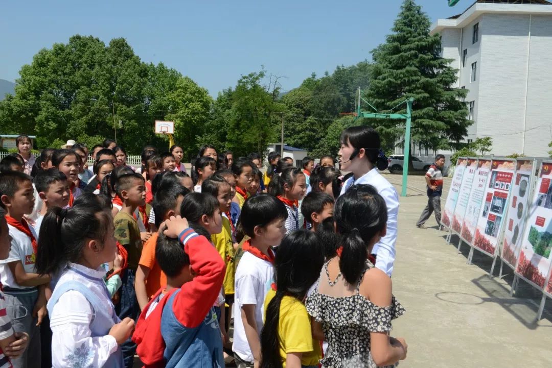 永定區教字埡完小,永定區張家界二中,武陵源區索溪中心學校,慈利縣一