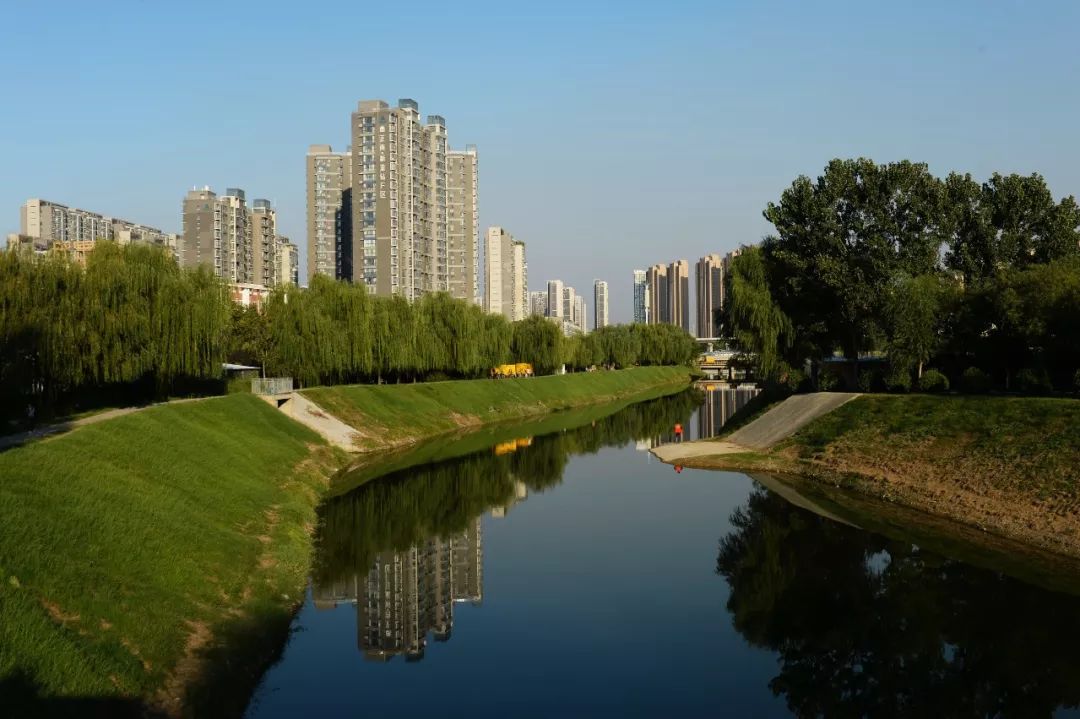 管城区商都管城古韵新风河南日报创刊70周年特刊