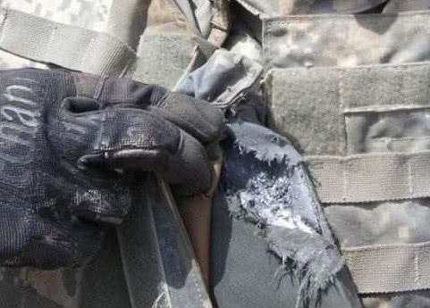 穿着防弹衣被击中是什么感觉听听真实被击中者的感受