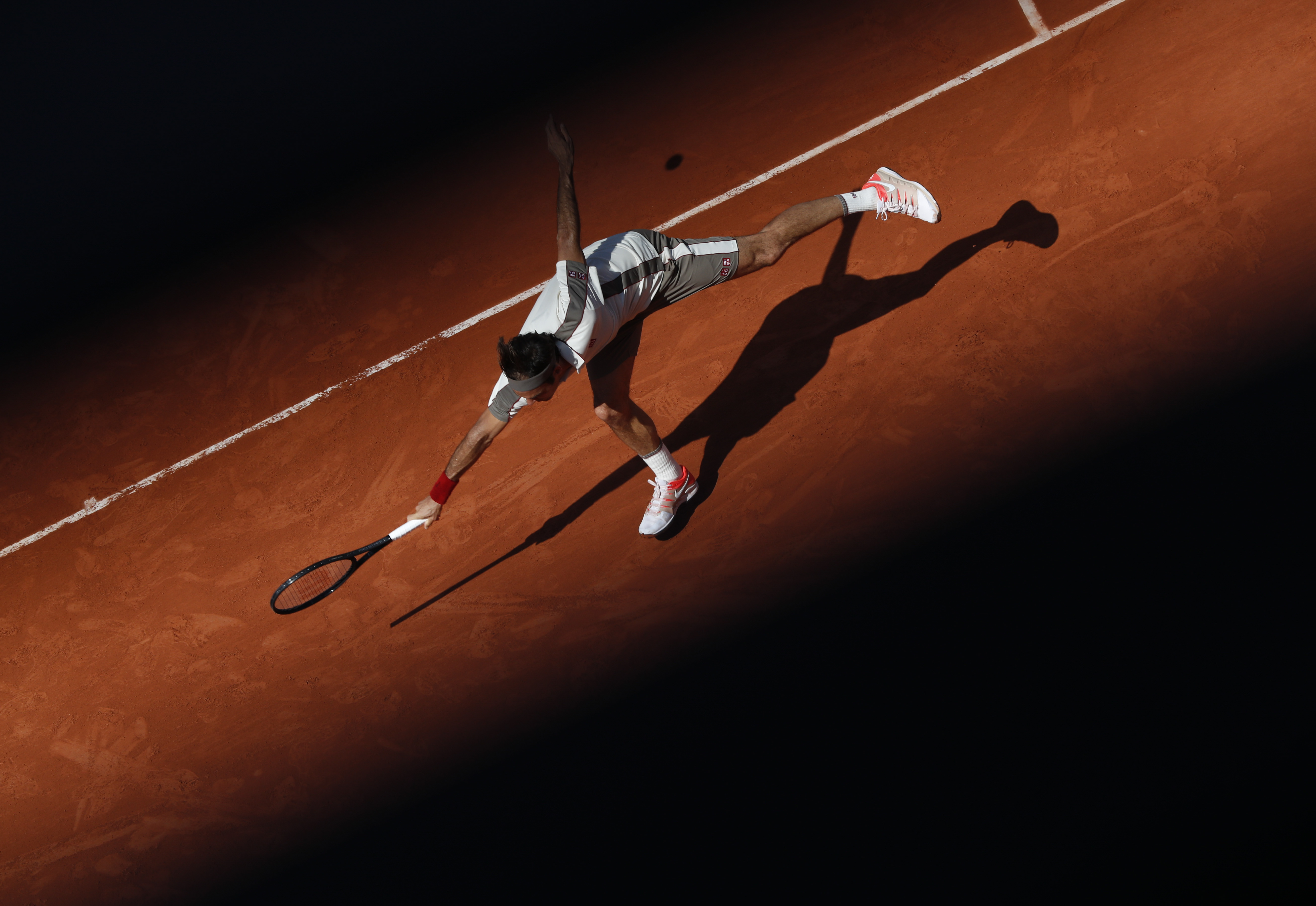 网球丨法网:费德勒晋级