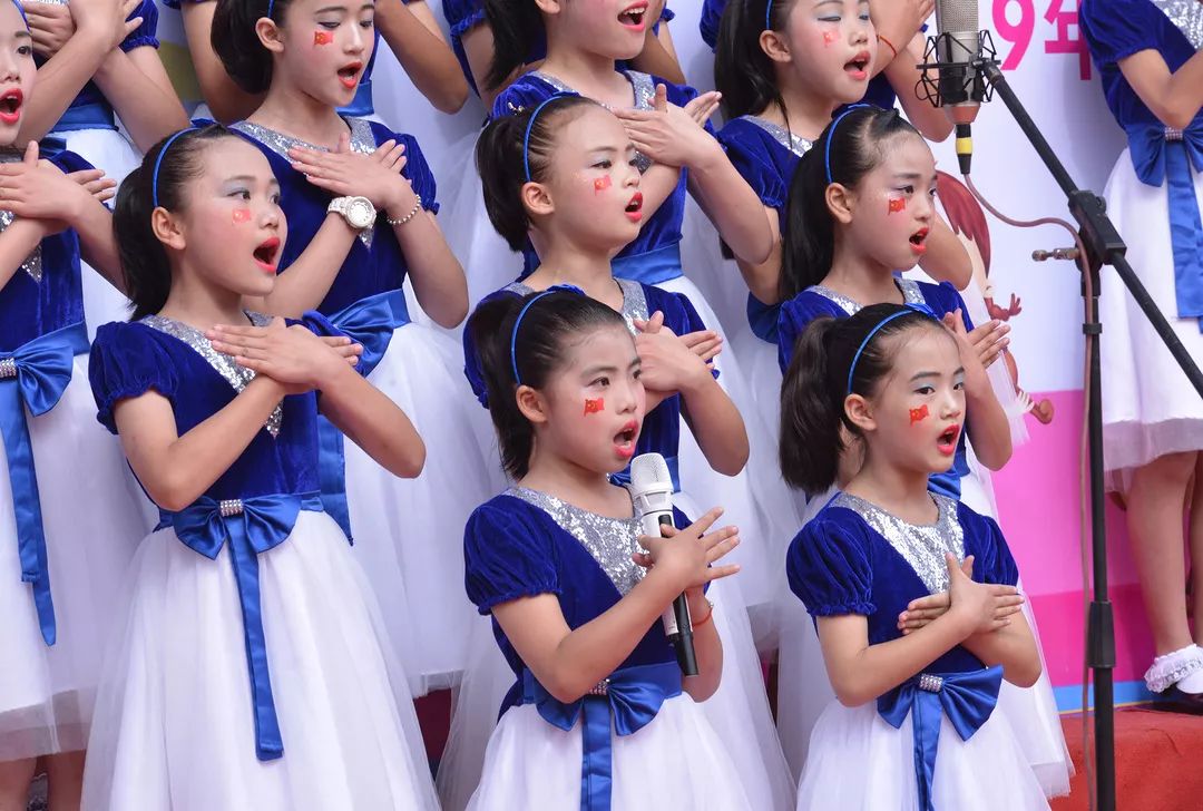 2019年丰州镇小学生童心向党合唱比赛圆满落幕!