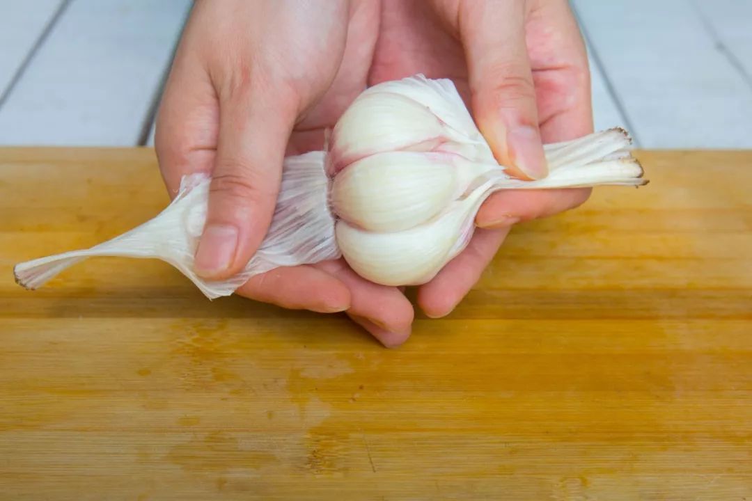 吃过一口就停不下来._大蒜