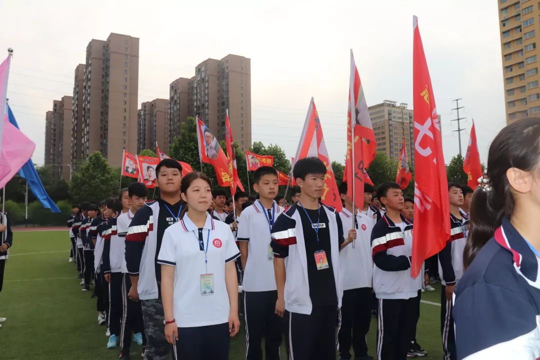 志远中学首届校长杯足球联赛拉开战幕