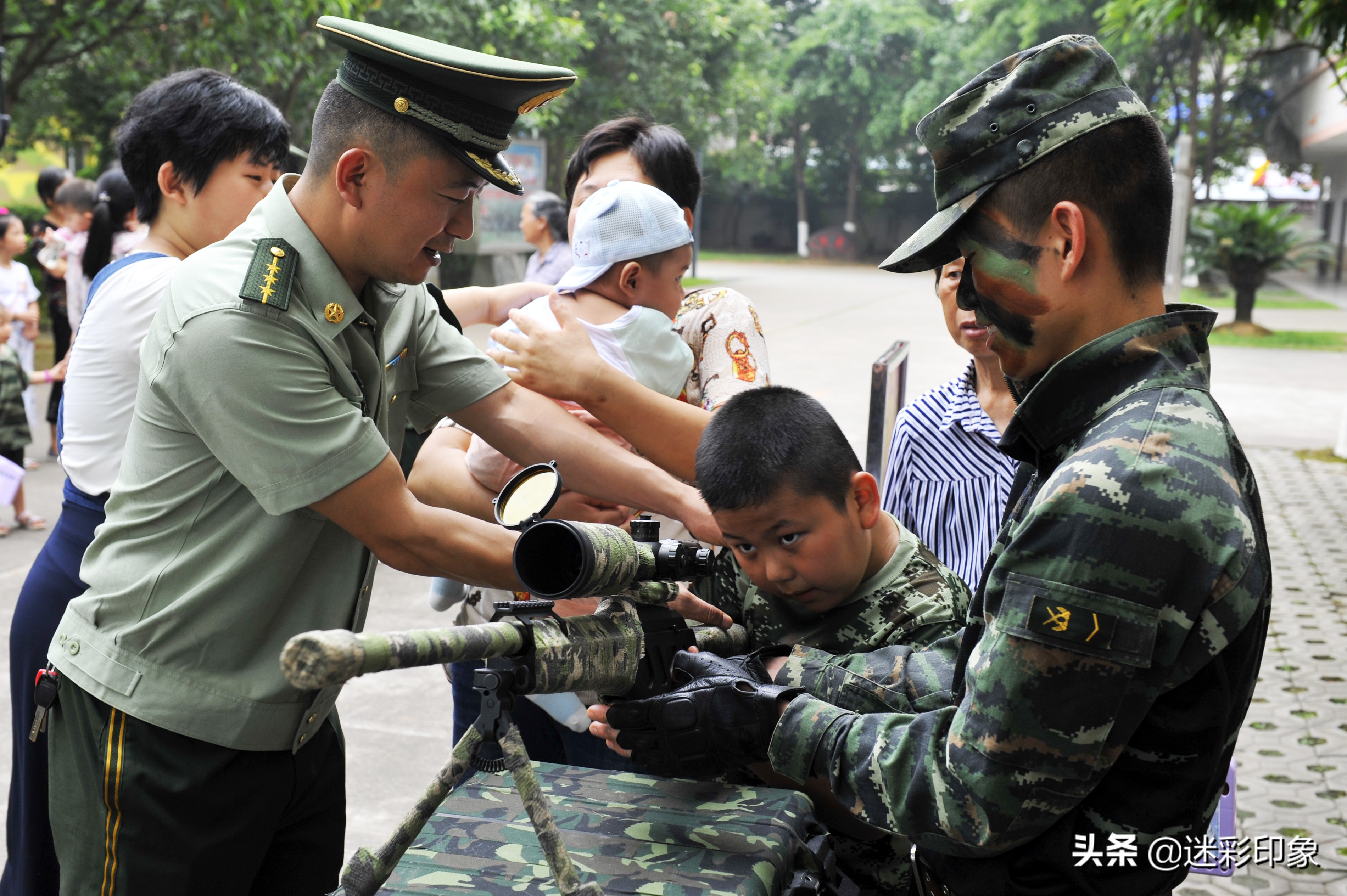 广西贵港:六一儿童节 武警兵娃的别样节日