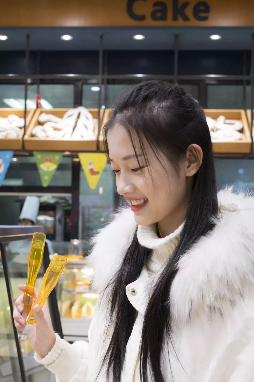 吉大超甜情侣招募令拍毕业照约吗