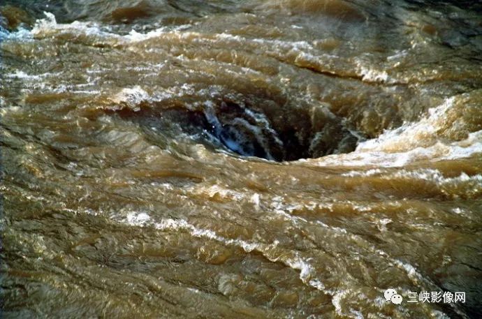 珍贵老照片峡江中的三大险滩