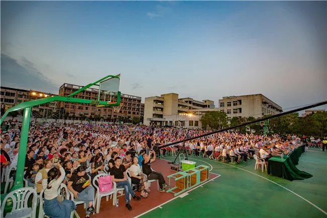 墨韵飘香童心飞扬萧江二小庆六一文艺晚会