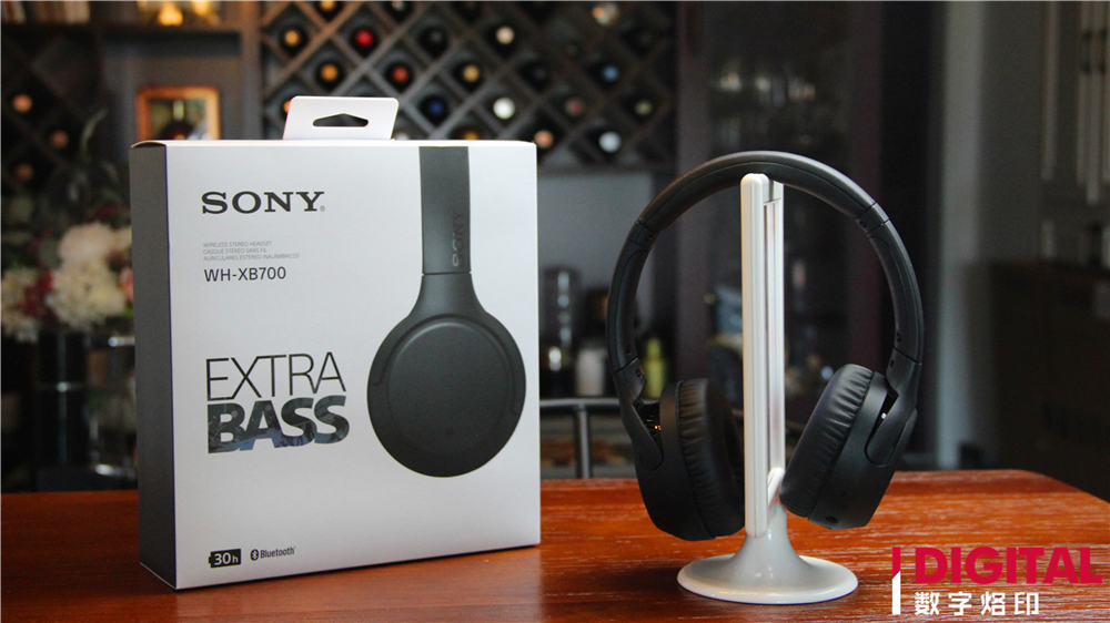 索尼最舒适的耳麦wh-xb700 "柔软细腻 天籁音质"