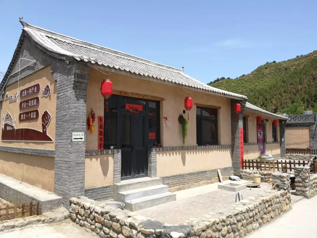 致富还得自己干,笑声响遍骆驼湾_湾村