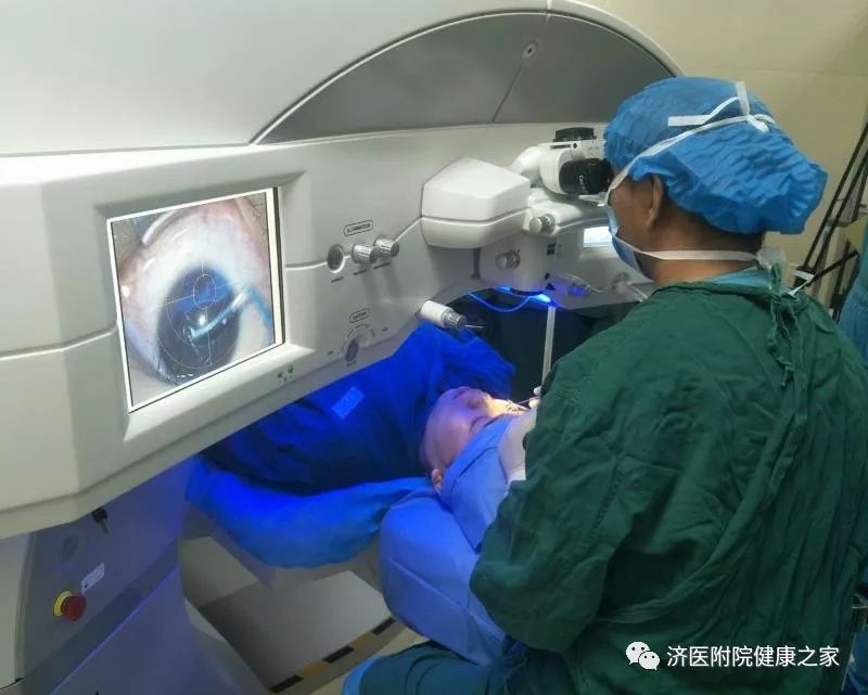 白内障超声乳化术;有晶体眼后房型人工晶状体植入术;带虹膜隔