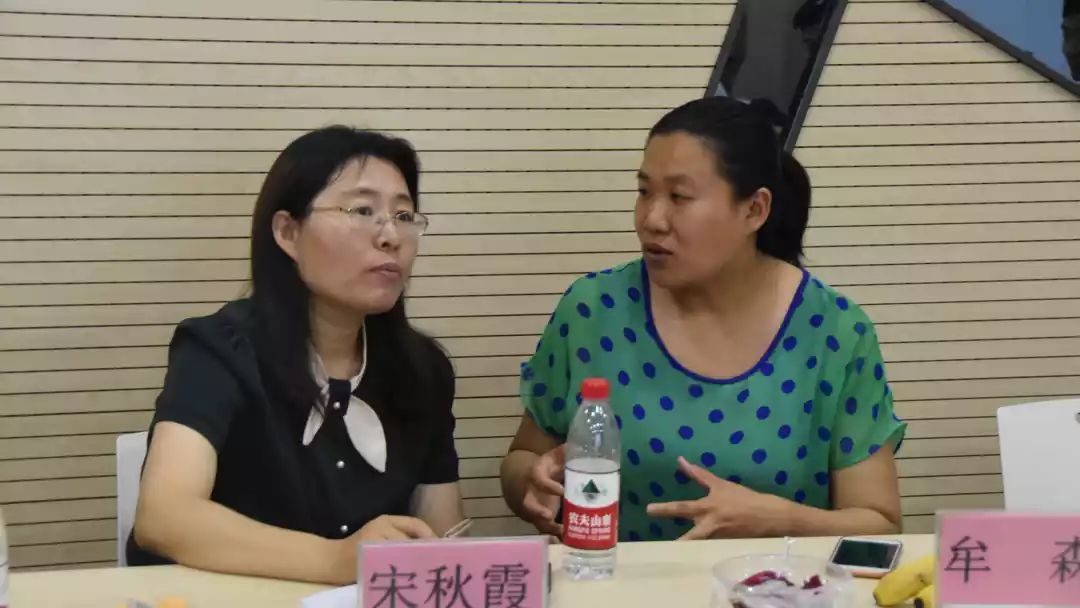 经济管理学院辅导员牟森老师经济管理学院团总支书记赵新燕老师浩华