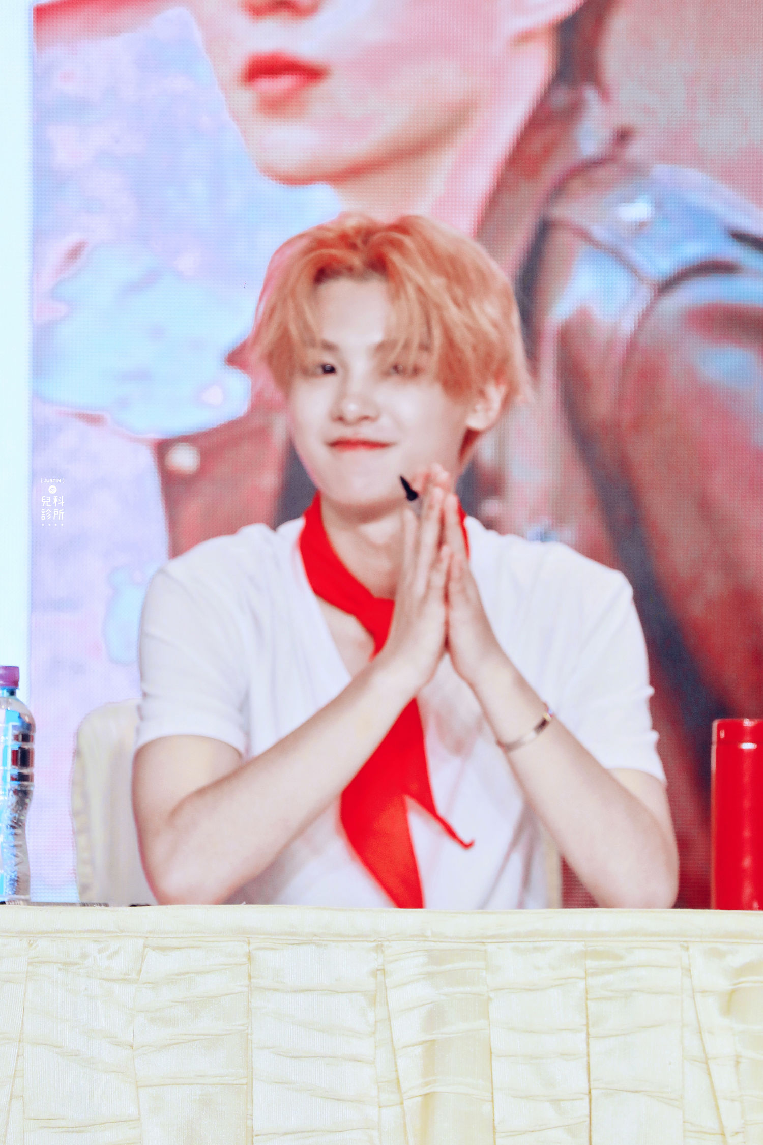 饭拍乐华七子澳门签售会现场图粉嫩系可爱justin超迷人