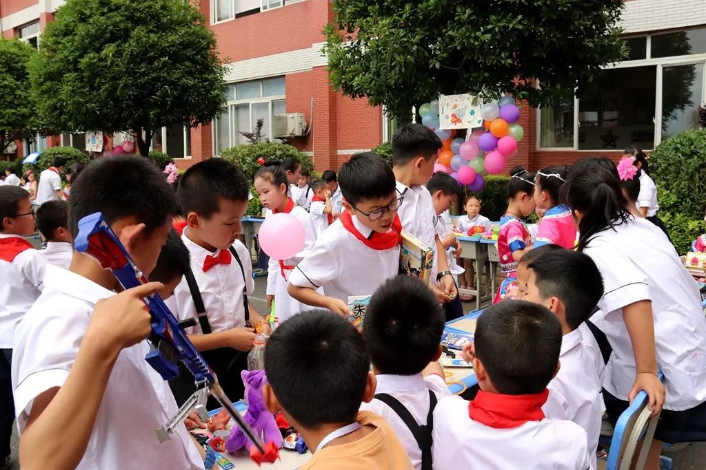 中和街道中心校第一民族小學鳳棲小學迎鳳小學鳳翔小學東風路小學部分