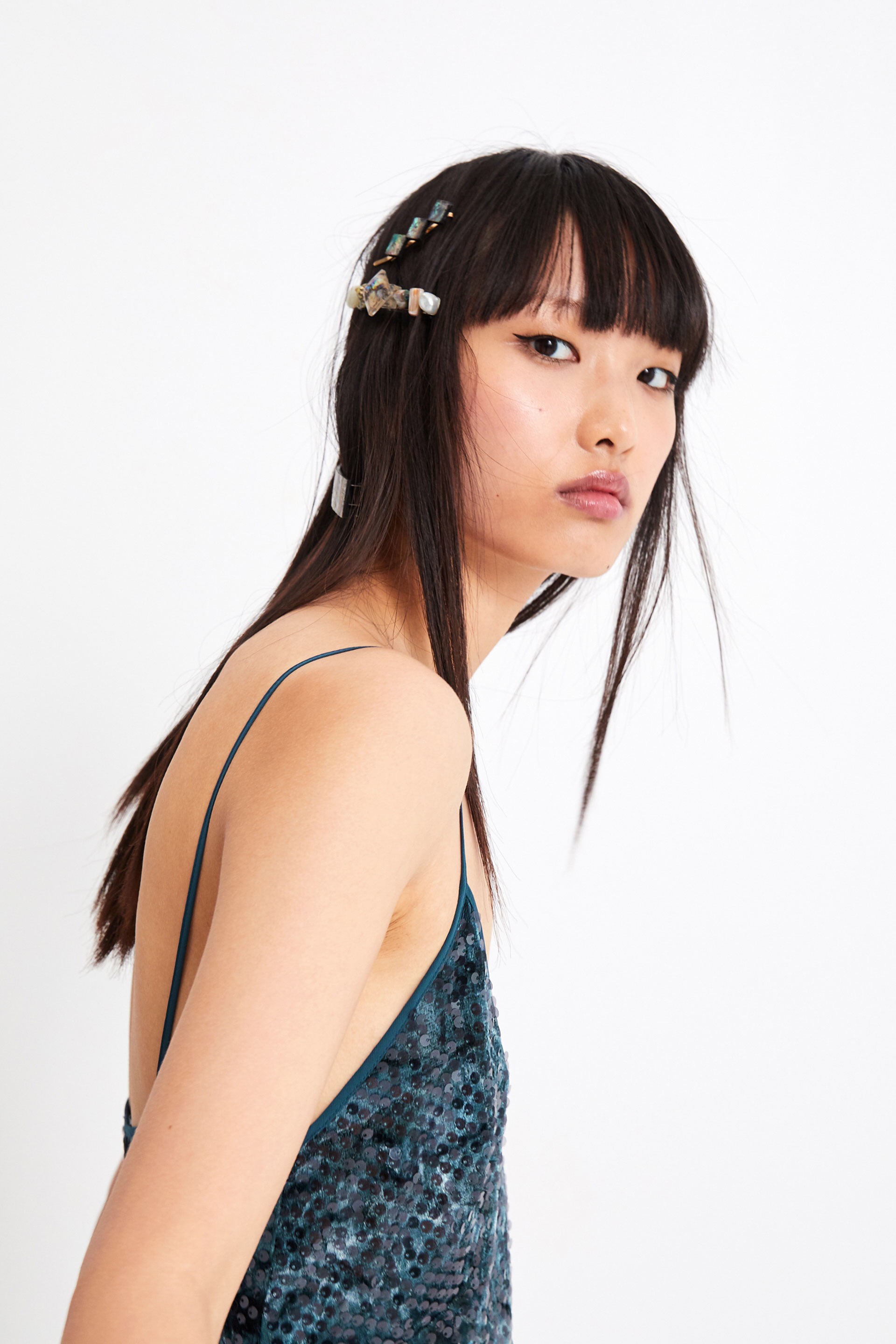 王涵演绎zara2019春夏广告