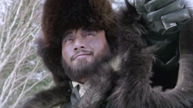 智取威虎山狡诈的座山雕揣着明白当糊涂施计试探杨子荣