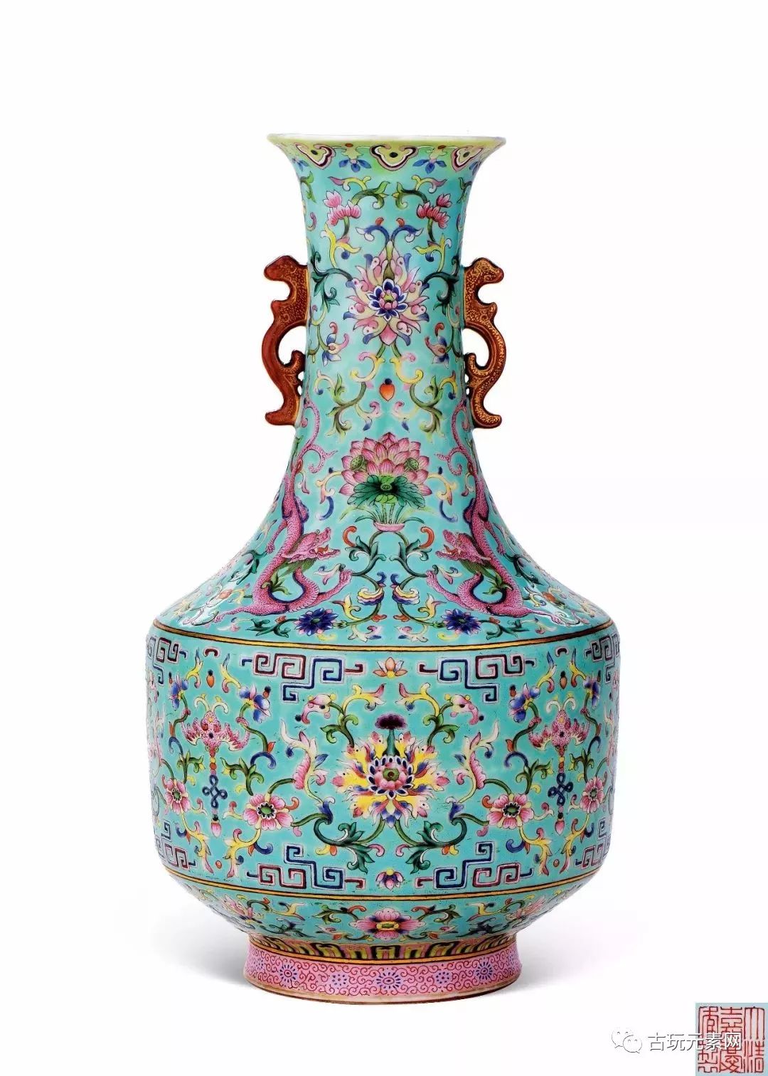 嘉德春拍"嘉庆松石绿洋彩瓶"近3000万人民币成交(本场瓷器拍卖纪录 全