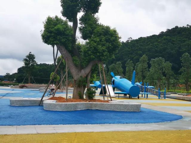 期待开园中山市儿童公园内景曝光海盗船喷泉海洋世界还有小孩最爱的送