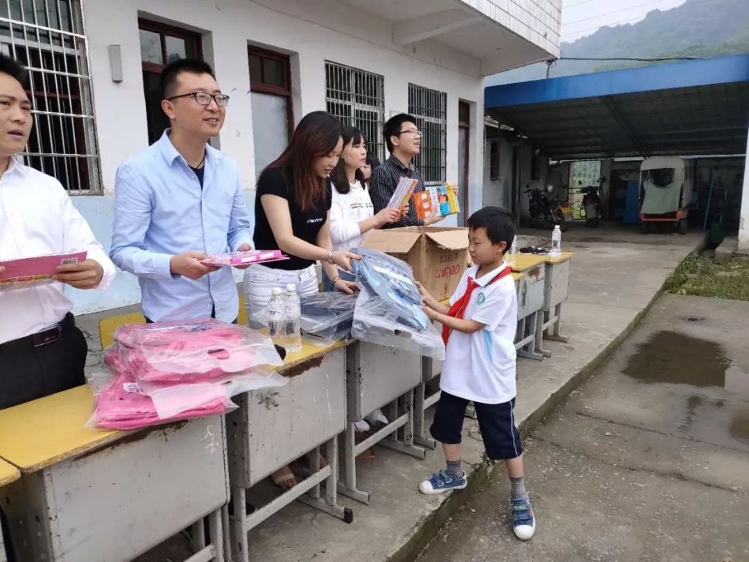 田丰同学图片